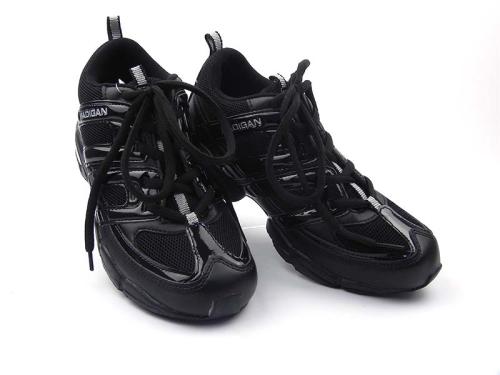 Adidasi BAM 411 