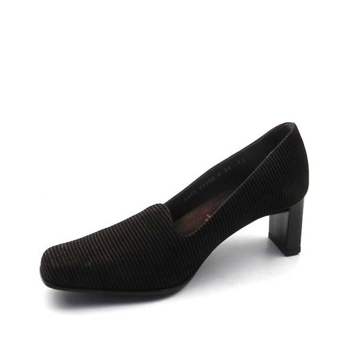 Pantofi din piele naturala intoarsa VV 501