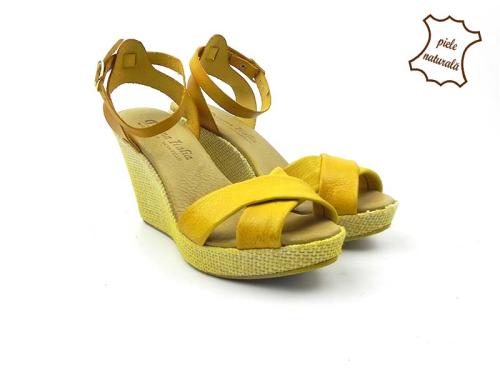 Sandale din piele naturala  Emily galben