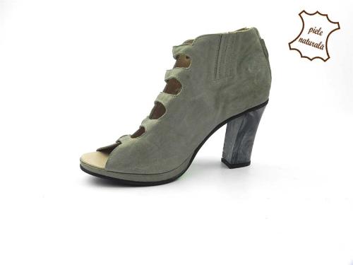 Sandale din piele naturala PT 216 