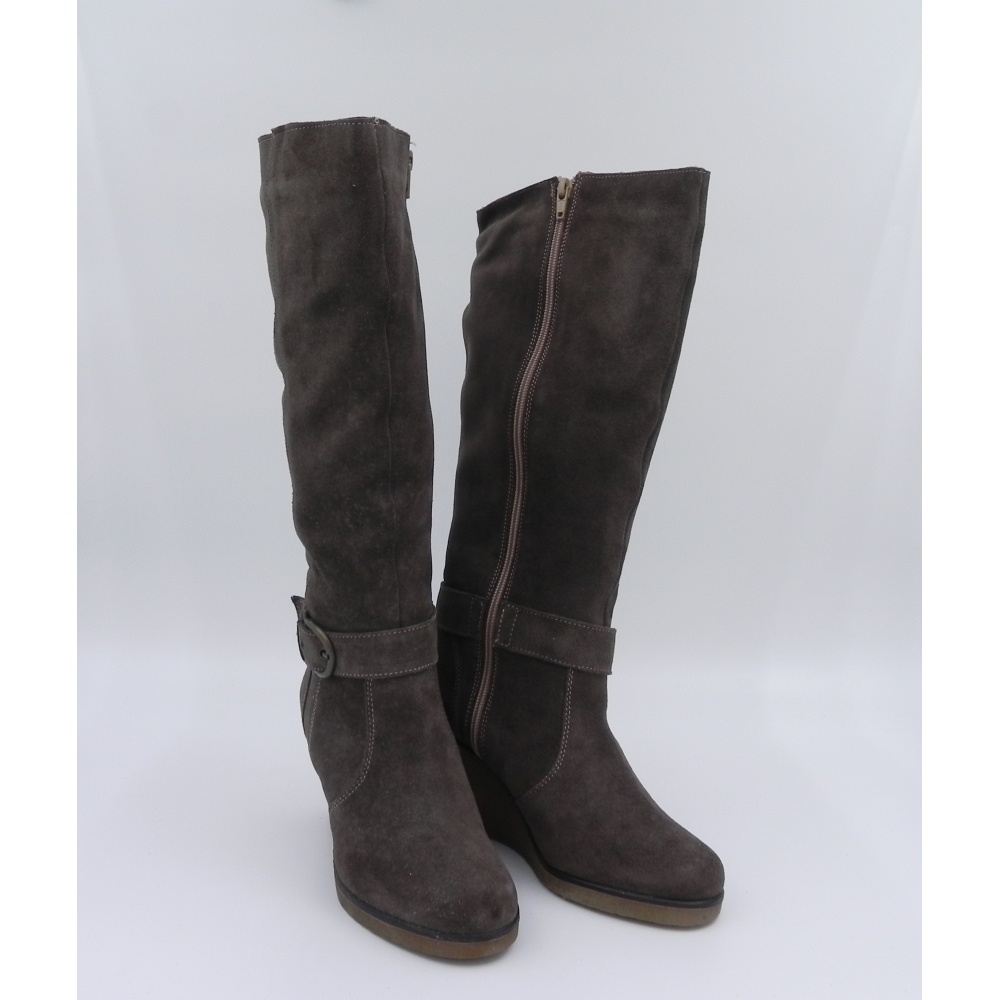 Cizme dama din piele naturala intoarsa Levoro taupe